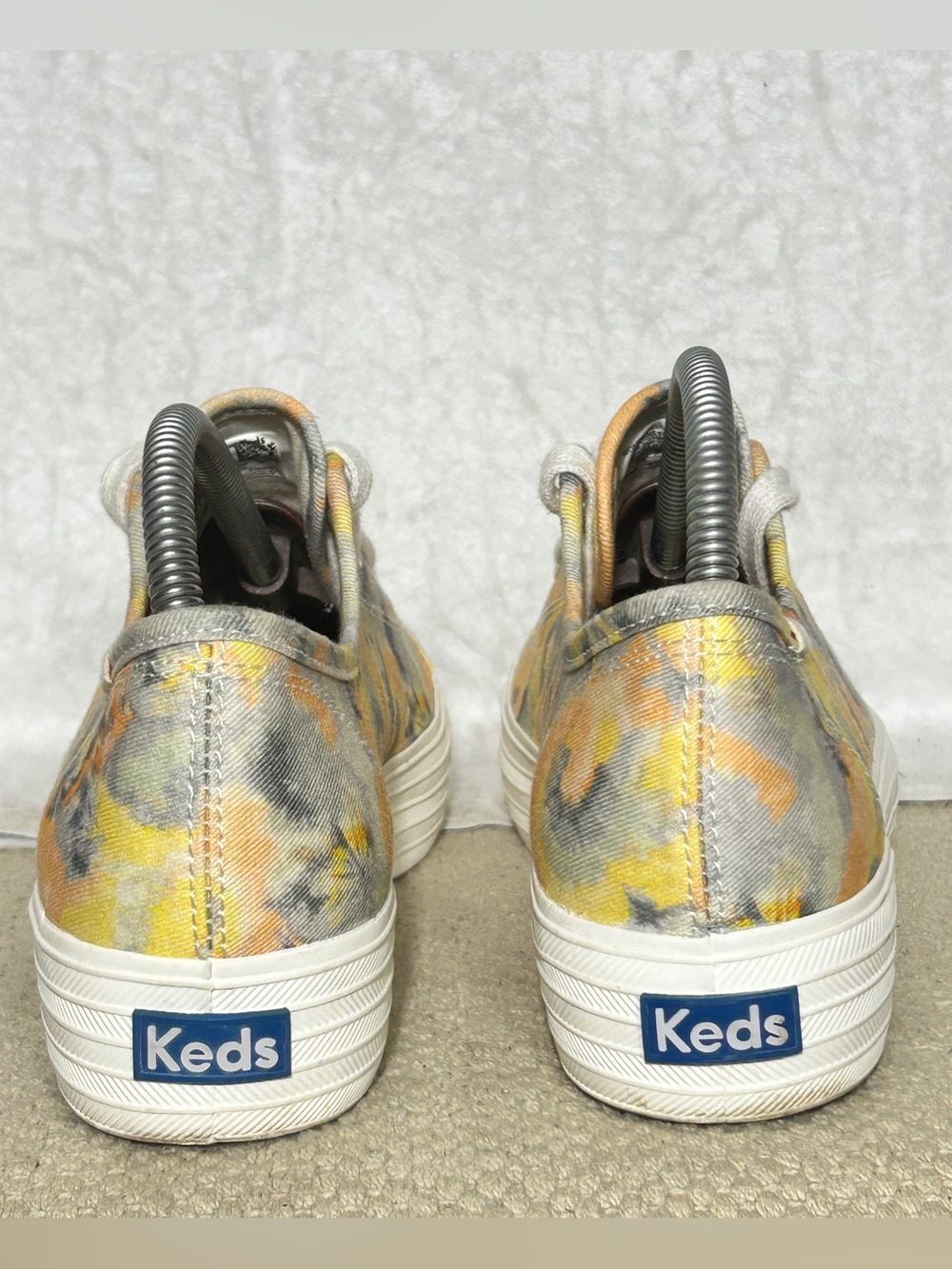 Keds Women's Triple Kick Tie Dye Canvas Platform Fashion Sneakers Shoes SZ US 7 - Picture 4 of 11
